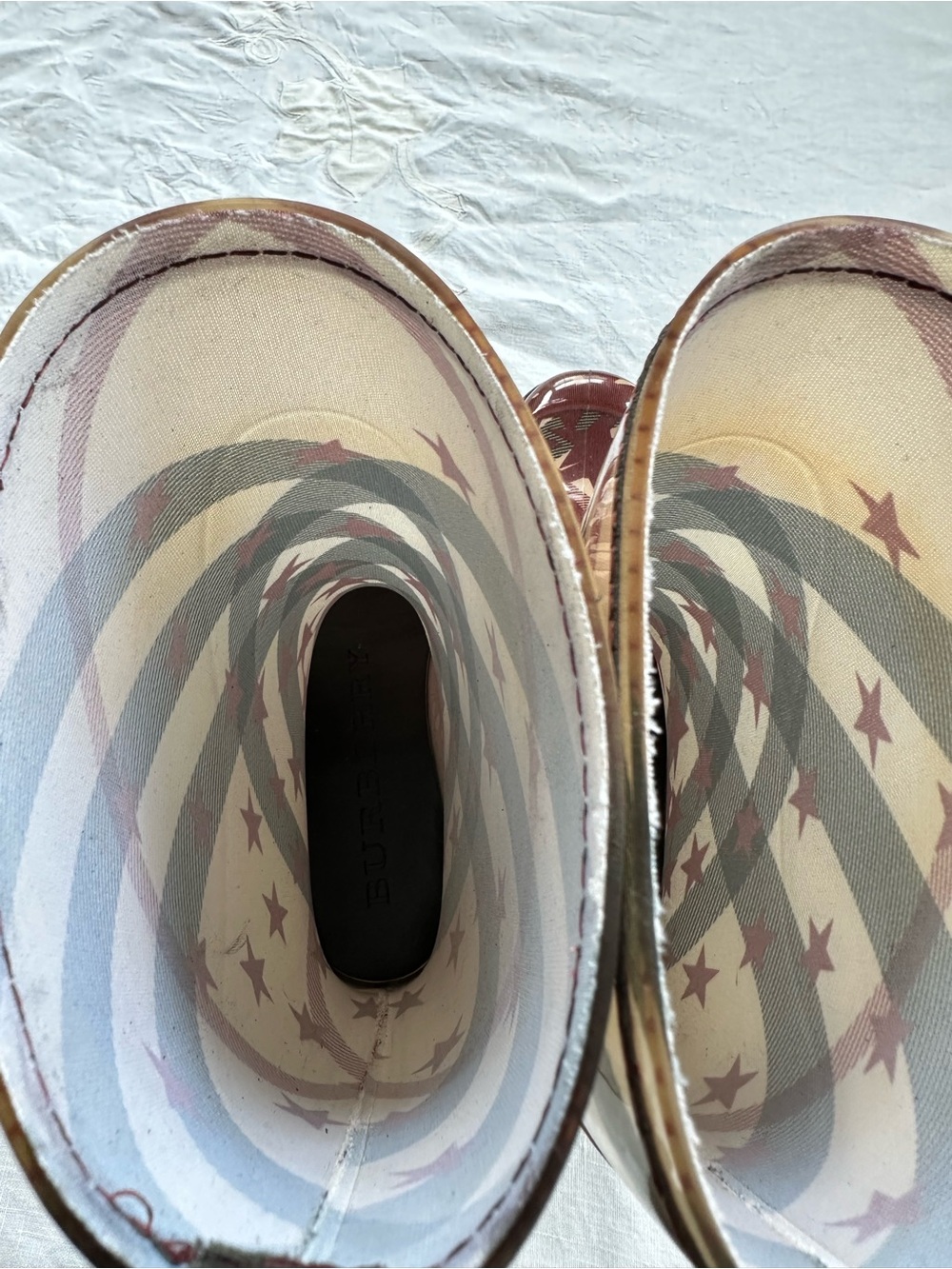 Burberry Maroon and Cream House Check and Star-Print Rain Boots - Picture 5 of 7